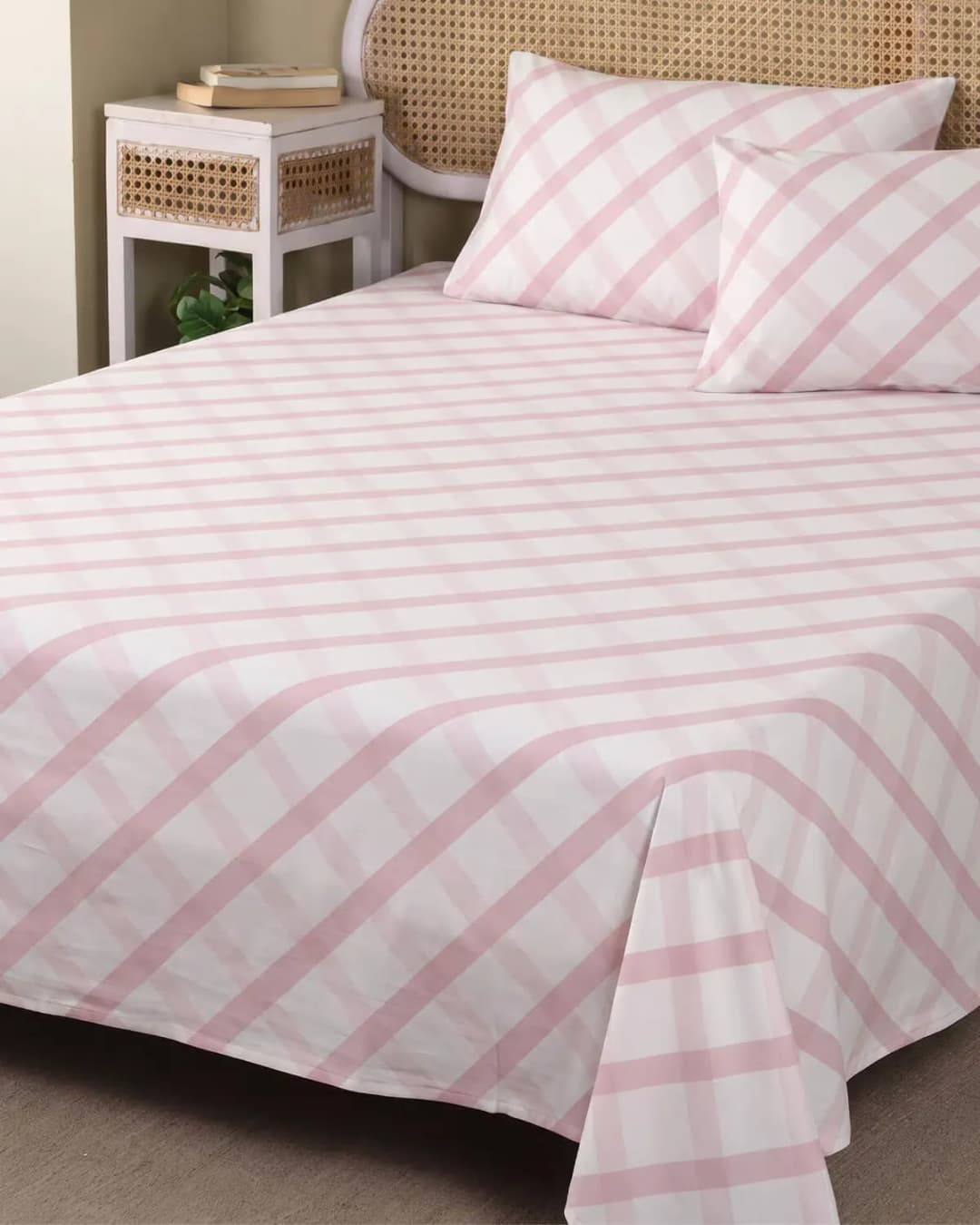 Classic Pink Check Cotton Bedsheet Set view 2