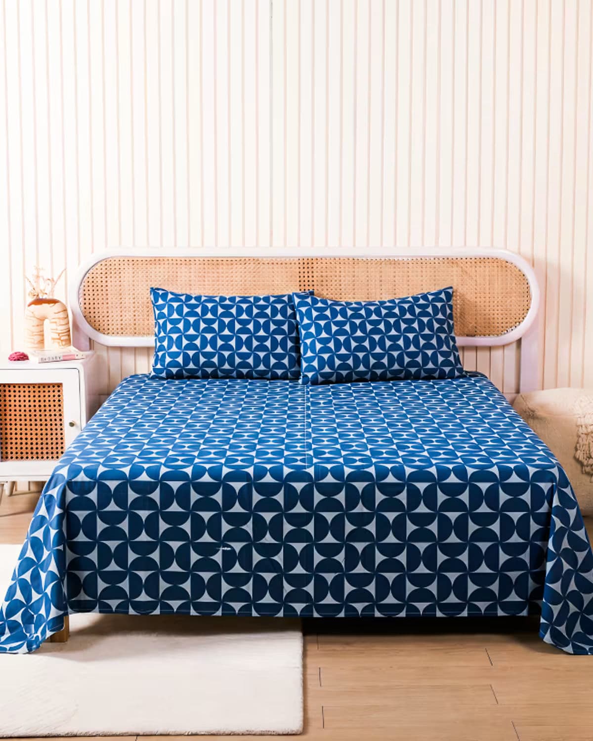 Indigo Blue Geometric Cotton Bed Cover Set view 2