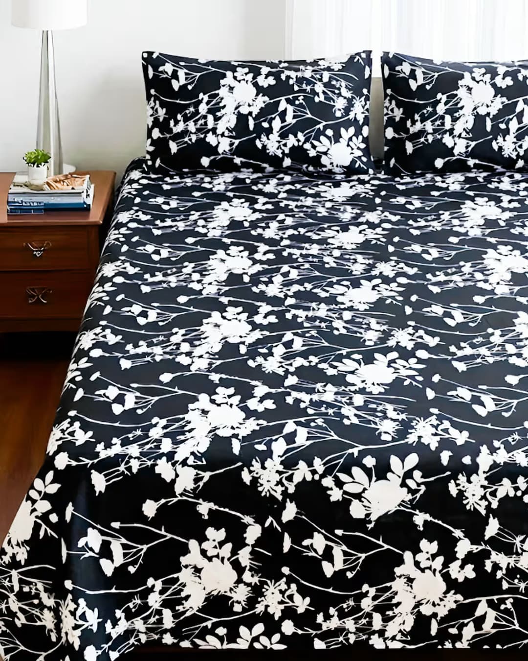 Noir Botanica Bed Set - hover