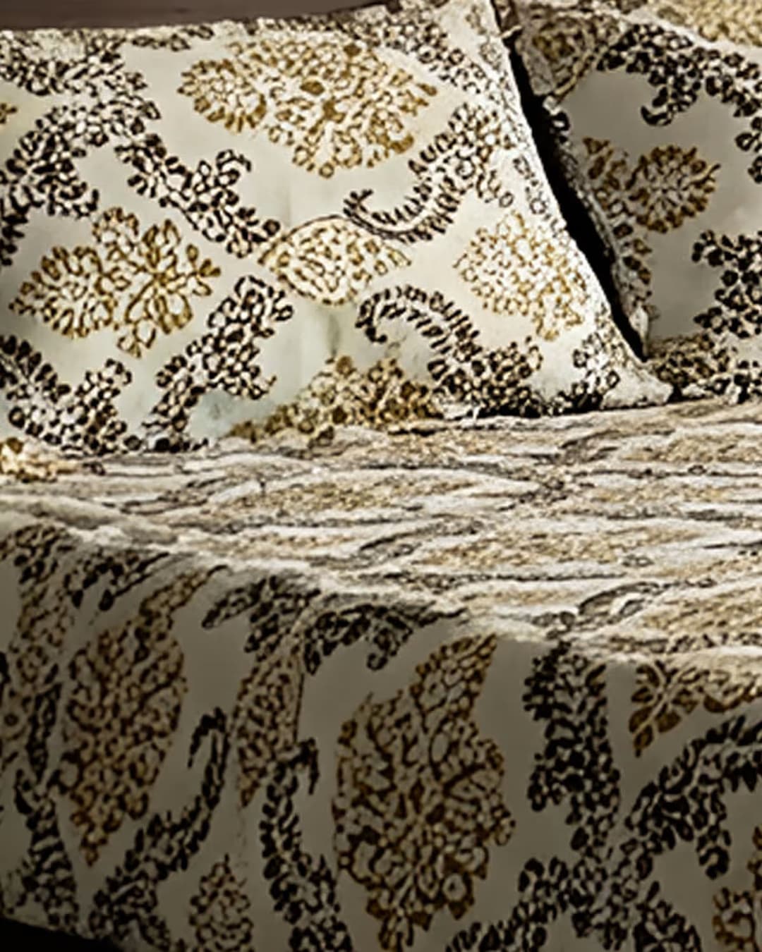 The Baroque Damask Bed Set view 4